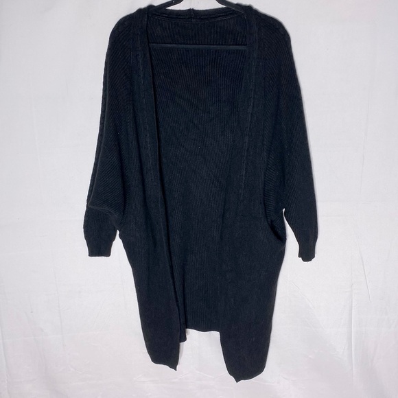 Women’s Black Open Front Dolman Sleeve Knit Cardigan W Pockets M - Picture 13 of 13